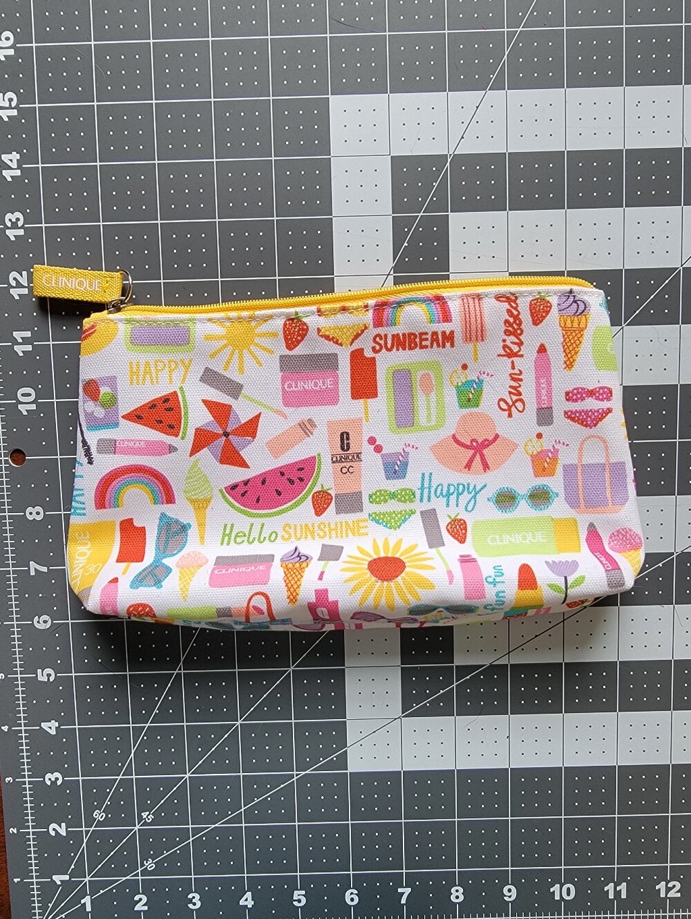Clinique Summer Hello Sunshine Zip Makeup Bag